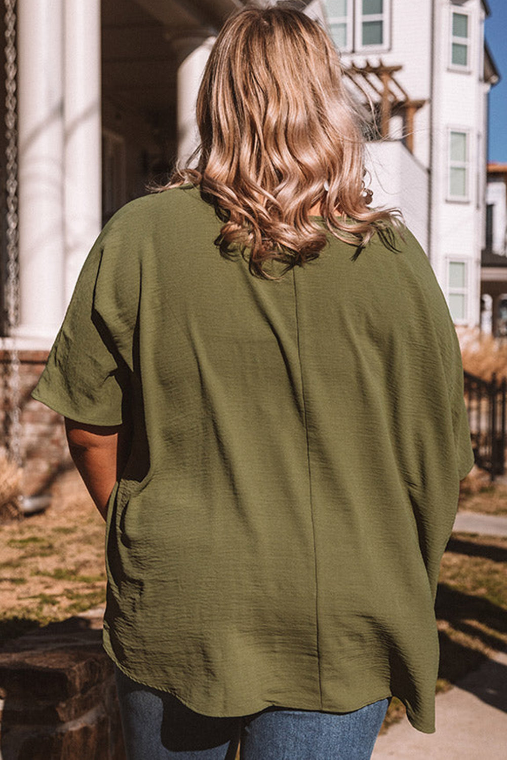 Four Leaf Clover Textured Half Sleeve V Neck Plus Size T Shirt with Chest Pocket